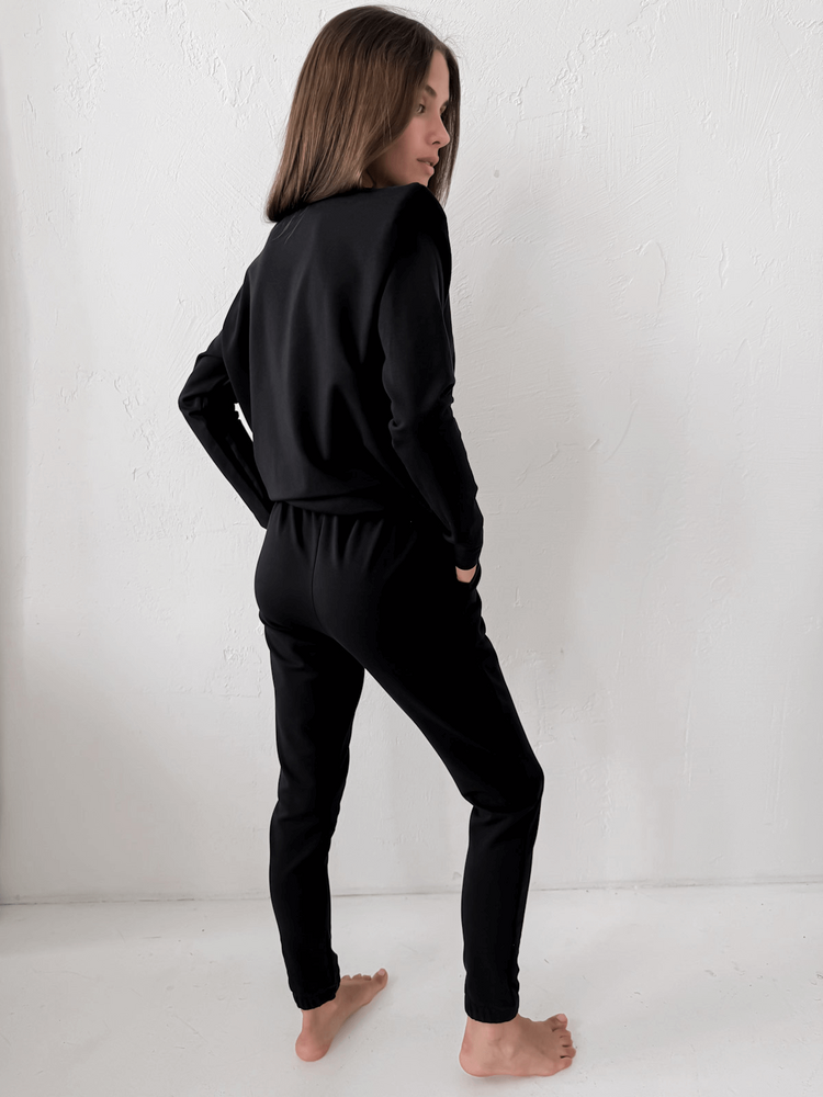 SELINA - BAWEŁNIANA BLUZA Z PODUSZKAMI NA RAMIONACH CZARNA