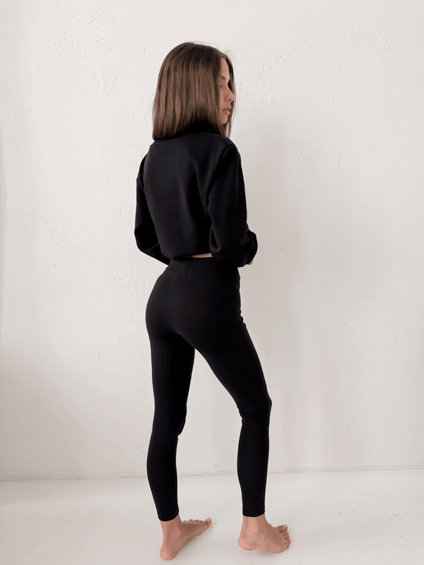 AURORA - BAWEŁNIANA BLUZA TYPU BASIC CZARNA