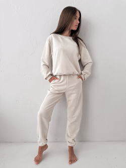 CLASSY - BAWEŁNIANA BLUZA TYPU BASIC Z HAFTEM BEŻOWA